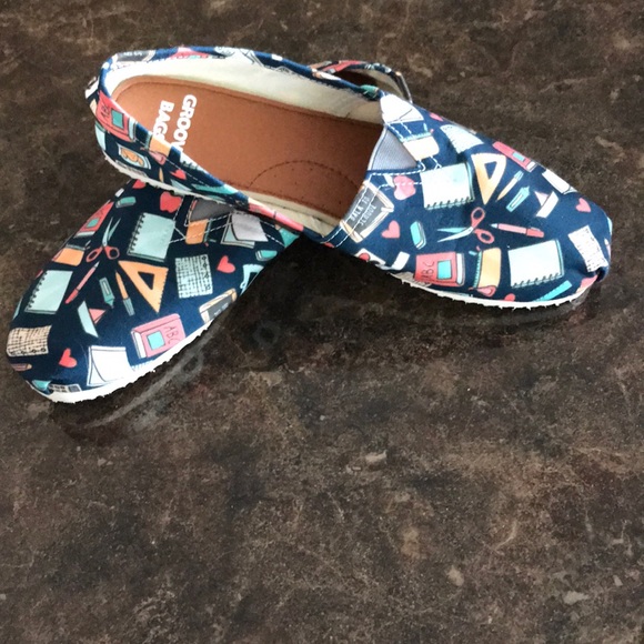 NWOT Groove Bags Slip On Shoes - Picture 3 of 5